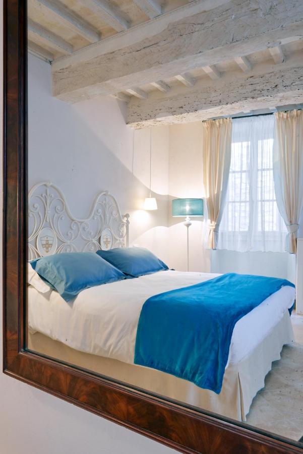 Palazzo Pio III - Residenza D'Epoca Bed and Breakfast Sarteano Exteriör bild